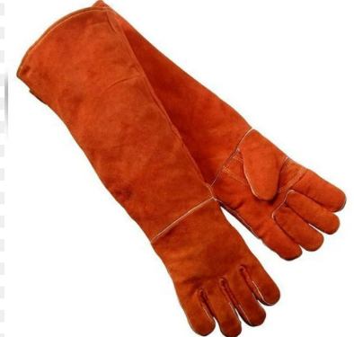 Leather with long-sleeved gauntlets