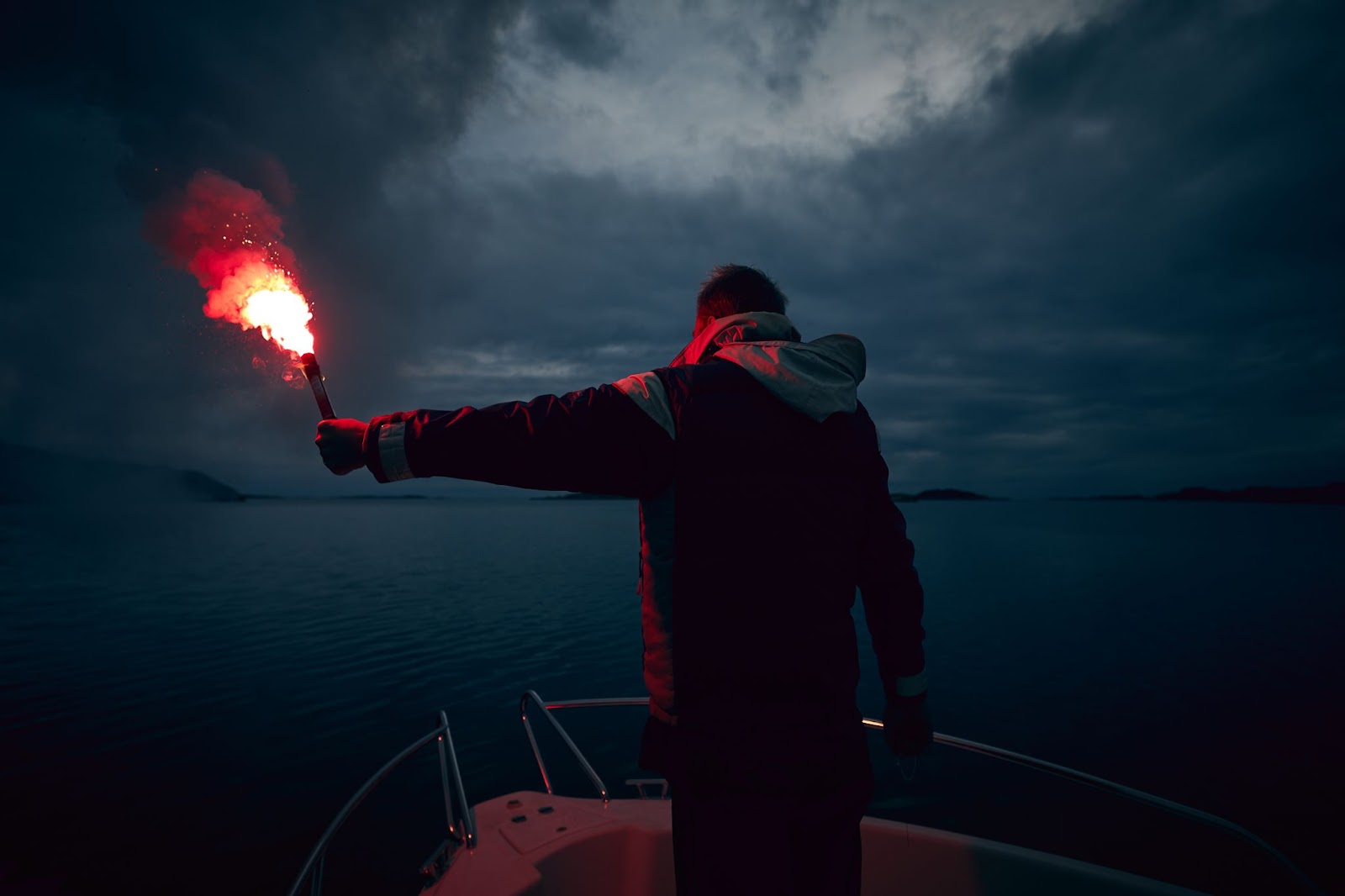 Top 4 PyroTechnics Every Seafarer Must Know on Ship