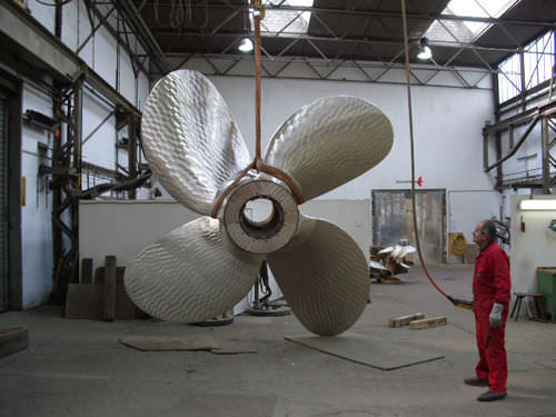 4 blade propeller